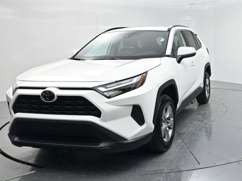 Certified 2025 Toyota RAV4 XLE image 3