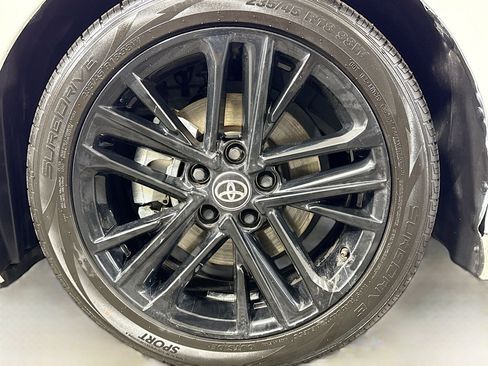 Used 2025 Toyota Camry SE image 38