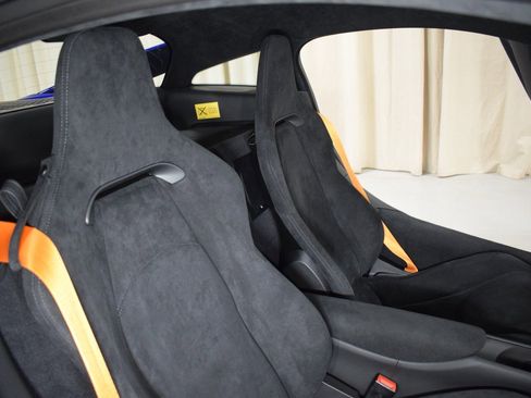 New 2026 McLaren Artura RWD image 18