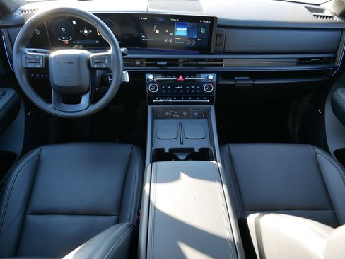 Used 2025 Hyundai Santa Fe Calligraphy image 10