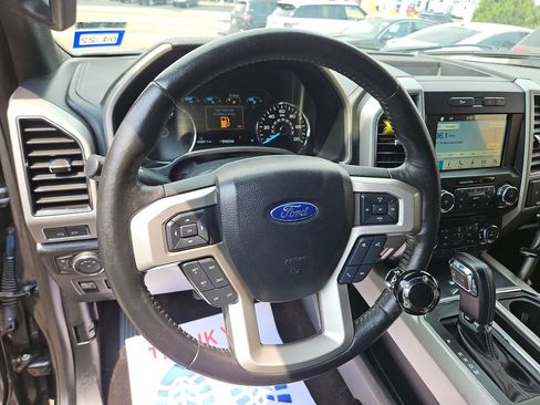 Used 2018 Ford F150 Lariat AWD/4WD image 14