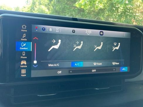 Used 2025 Jeep Gladiator Sport AWD/4WD image 31
