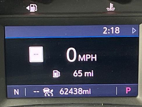 Used 2020 Chevrolet Equinox Premier image 38