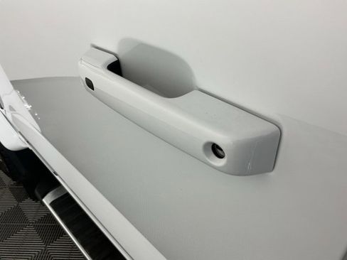 Certified 2025 Ford F450 Lariat w/ FX4 Off-Road Package image 14