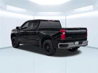 Used 2024 Chevrolet Silverado 1500 LTZ w/ Z71 Off-Road Package AWD/4WD video 3