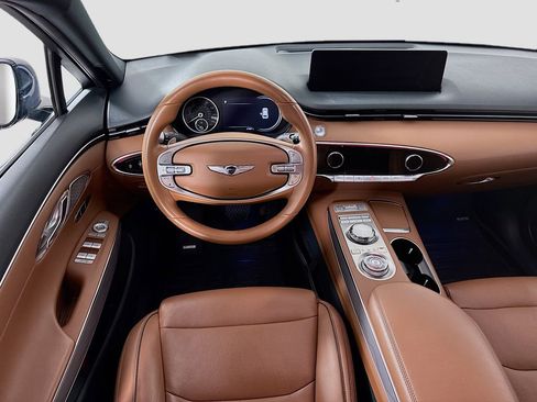 Used 2022 Genesis GV70 2.5T w/ Advanced Package image 24