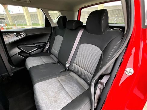 Used 2021 Kia Soul GT-Line FWD image 18