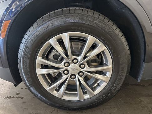 Used 2021 Cadillac XT5 Premium Luxury image 47