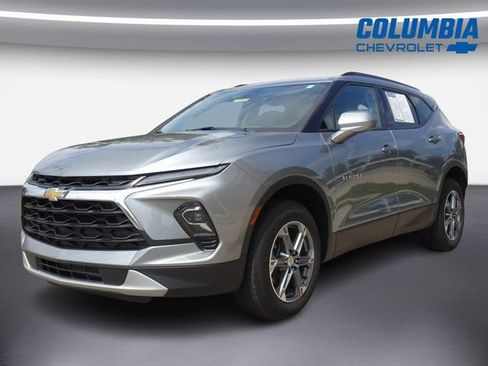 Used 2024 Chevrolet Blazer LT w/ Convenience Package FWD image 6