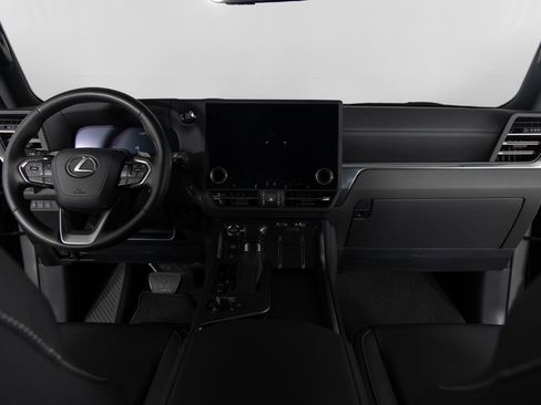 Used 2024 Lexus GX 550 w/ Accessory Package (2T) image 31