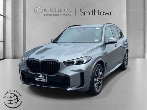 Used 2024 BMW X5 xDrive50e w/ M Sport Package AWD/4WD image 8