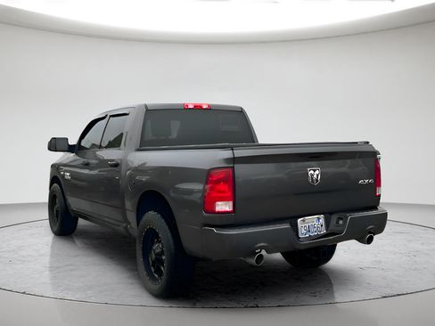 Used 2017 RAM 1500 Express AWD/4WD image 6