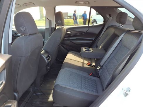 Used 2024 Chevrolet Equinox LT w/ LPO, Floor Liner Package FWD image 28