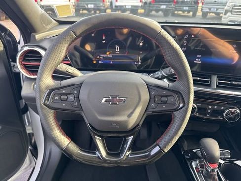 New 2026 Chevrolet Trax RS w/ Sunroof Package FWD image 16