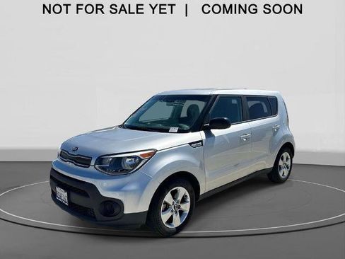 Used 2019 Kia Soul FWD image 1