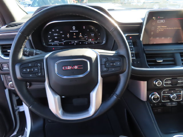 Used 2024 GMC Yukon XL SLT w/ SLT Luxury Package AWD/4WD image 17