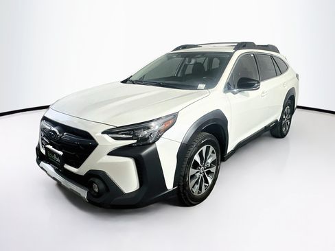 Used 2024 Subaru Outback Limited AWD/4WD image 3