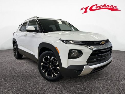 Used 2021 Chevrolet TrailBlazer LT w/ Convenience Package FWD image 1