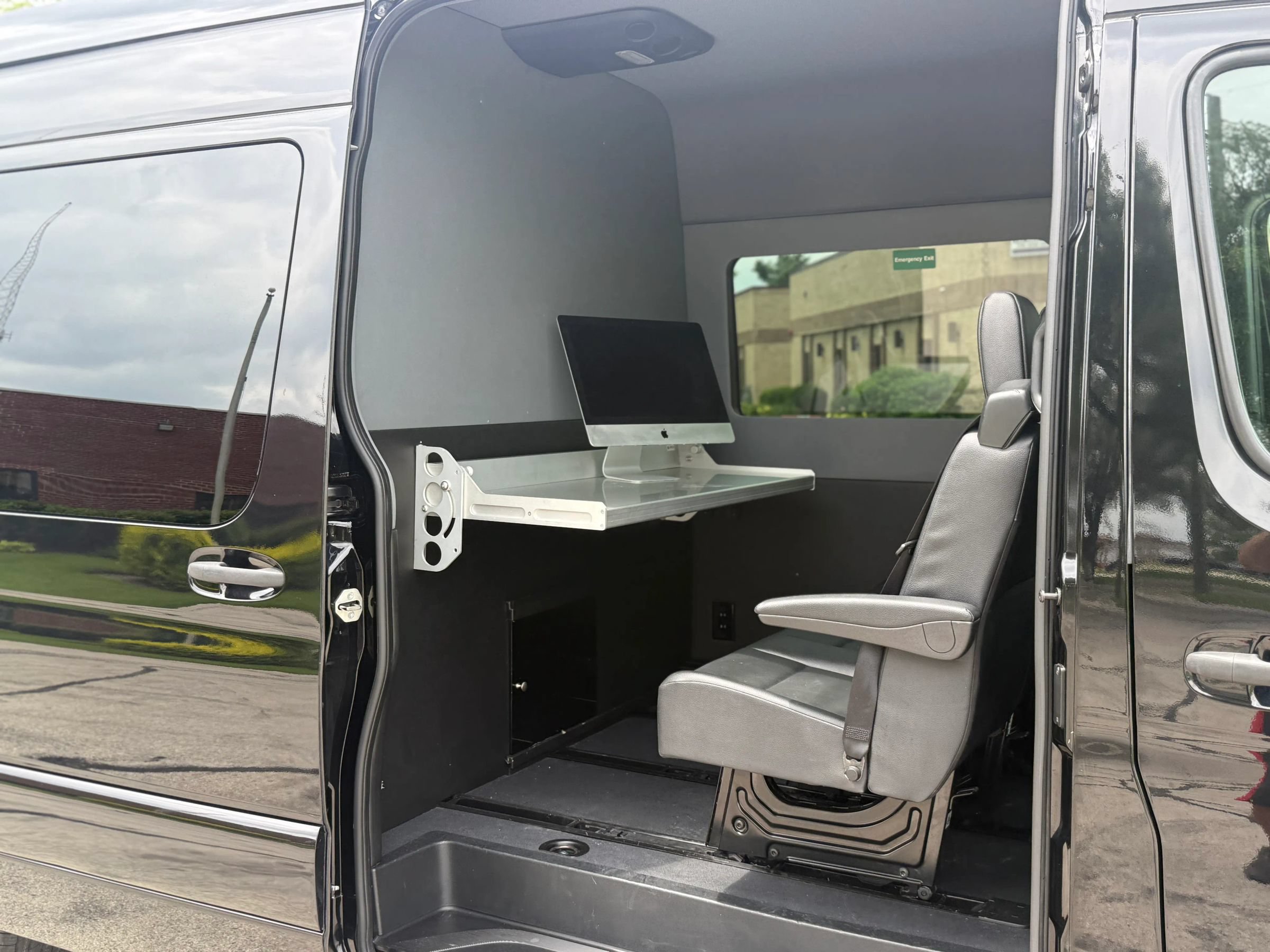 Used 2020 Mercedes-Benz Sprinter 2500 image 15