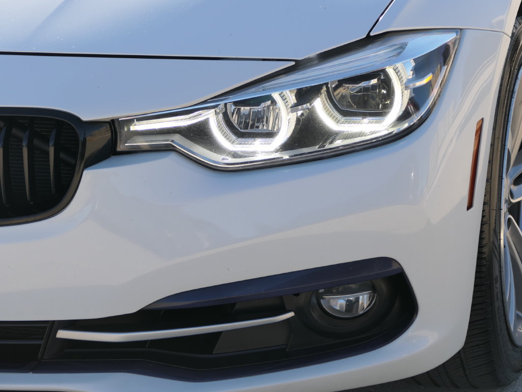 Used 2018 BMW 330i Sedan RWD image 8
