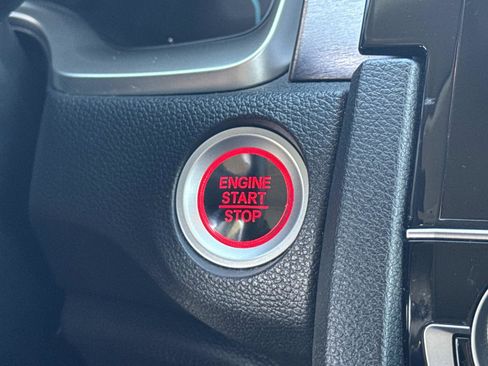 Certified 2017 Honda Civic EX-T image 18