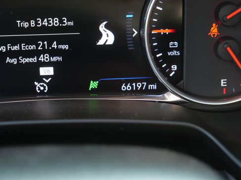 Used 2022 Chevrolet Blazer Premier w/ Enhanced Convenience Package AWD/4WD image 38