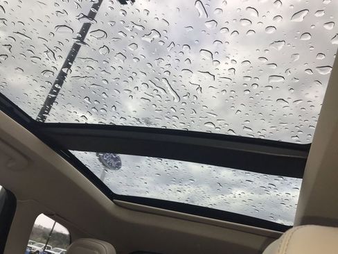 Used 2024 Lincoln Corsair AWD w/ Equipment Group 101A image 22