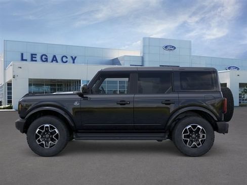 New 2026 Ford Bronco Outer Banks AWD/4WD image 3