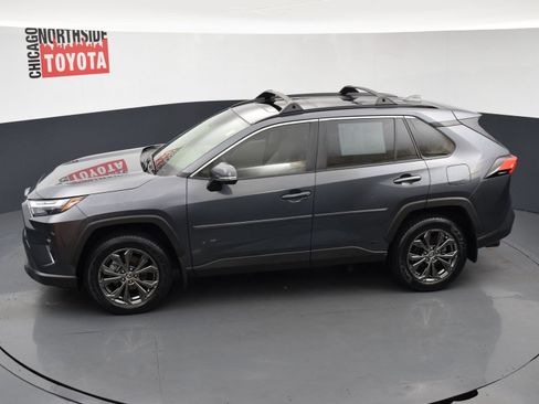 Used 2025 Toyota RAV4 XLE Premium AWD/4WD image 19