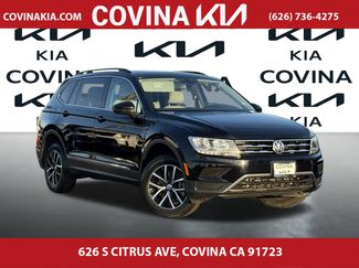 Used 2021 Volkswagen Tiguan SE w/ Panoramic Sunroof Package video 2
