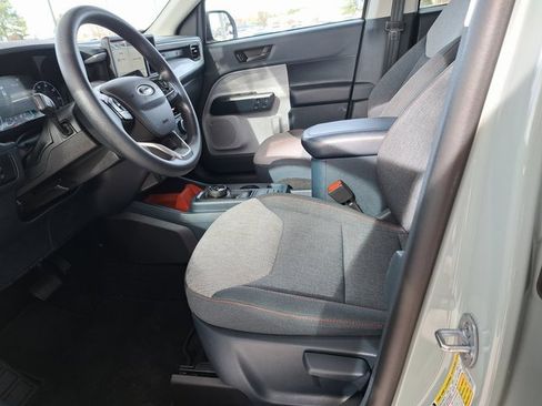Certified 2024 Ford Maverick XLT image 21