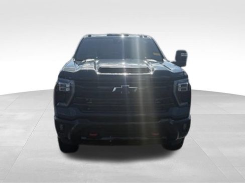 Used 2026 Chevrolet Silverado 3500 LT w/ Trail Boss Package AWD/4WD image 2