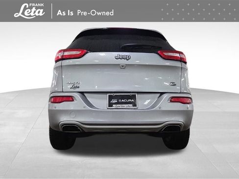 Used 2017 Jeep Cherokee Overland image 11