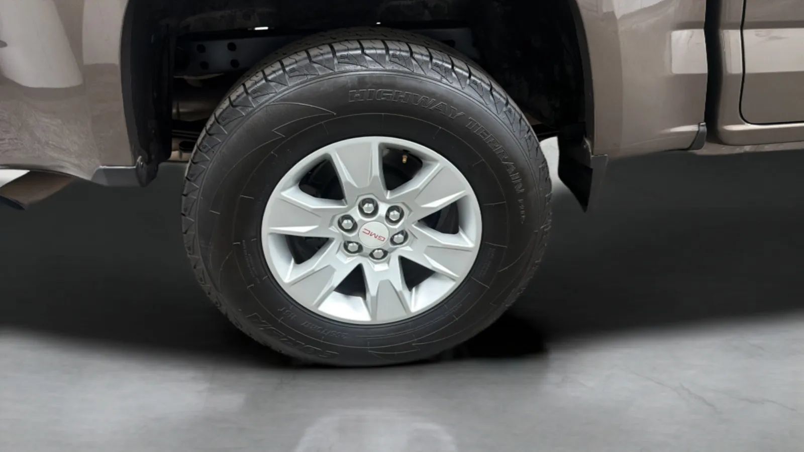 Used 2016 GMC Canyon SLE AWD/4WD image 26