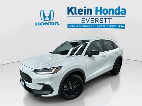 Certified 2025 Honda HR-V Sport image 1