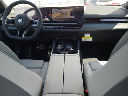 New 2026 BMW 530i 530i Loaner w/ M Sport Package image 13