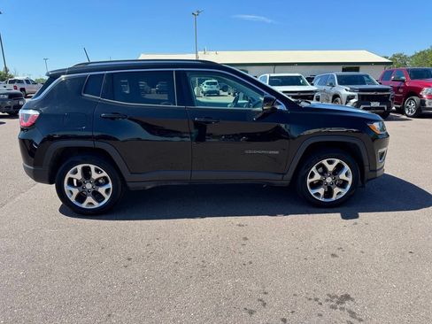Used 2017 Jeep Compass Limited AWD/4WD image 25