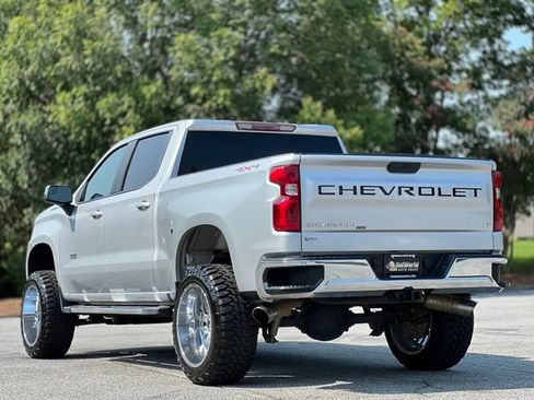 Used 2019 Chevrolet Silverado 1500 LT w/ All-Star Edition AWD/4WD image 7