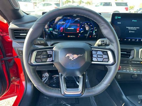 Used 2024 Ford Mustang Coupe image 13