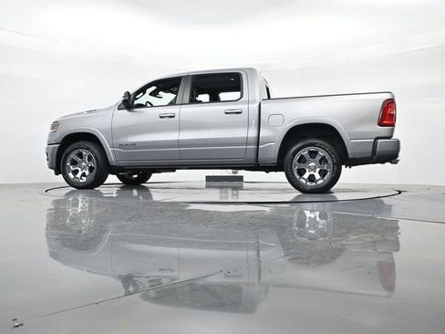 Used 2025 RAM 1500 Big Horn AWD/4WD image 38