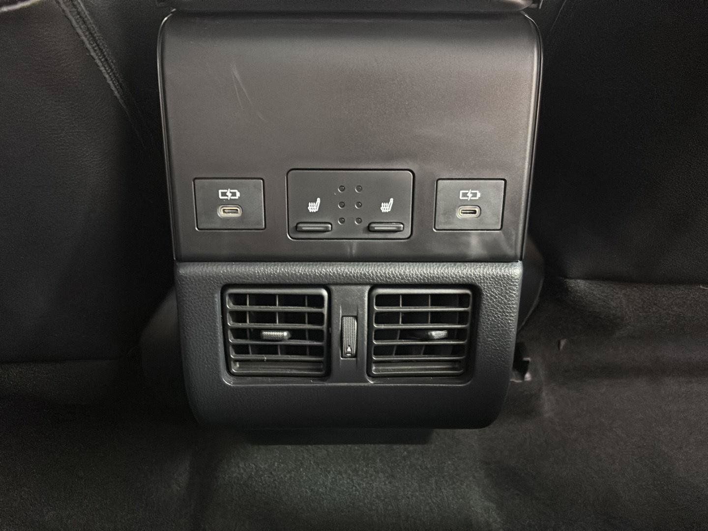 Used 2023 Toyota bZ4X AWD w/ Weather Package image 19