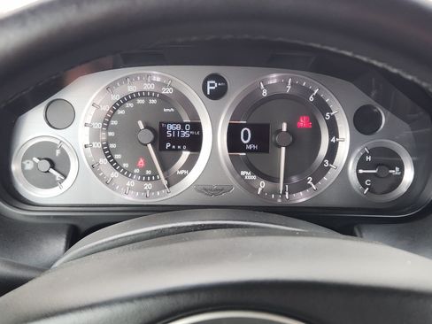 Used 2012 Aston Martin Virage Volante RWD image 14