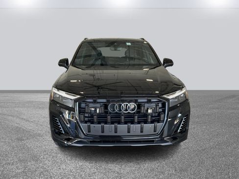 Used 2025 Audi Q7 3.0T Premium Plus image 2