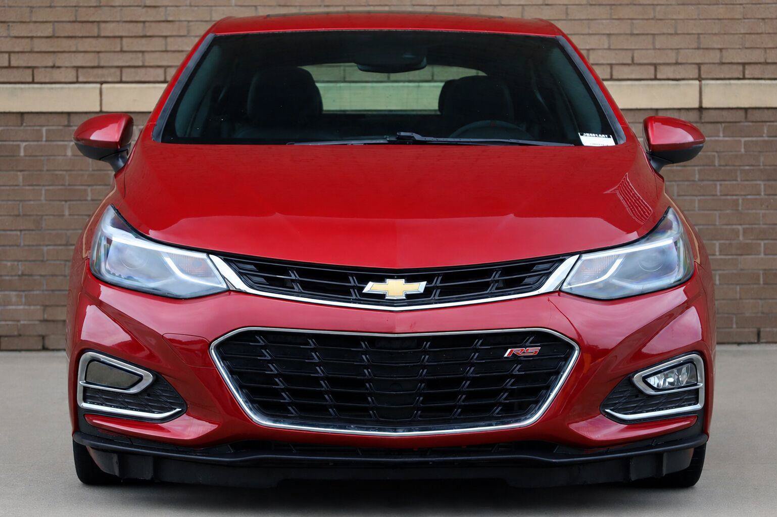 Used 2018 Chevrolet Cruze Premier FWD image 6