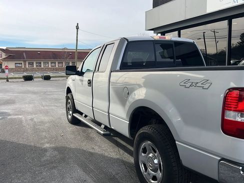 Used 2006 Ford F150 XLT image 5