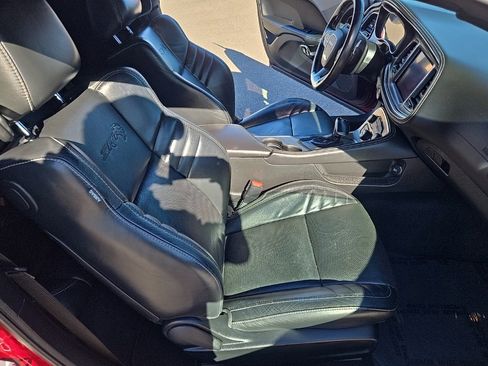 Used 2020 Dodge Challenger SRT Hellcat w/ Plus Package image 29