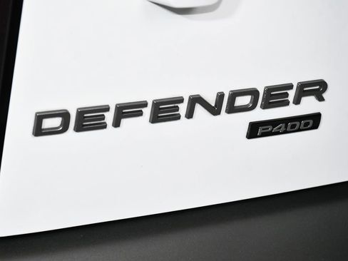 Used 2022 Land Rover Defender 90 X-Dynamic HSE AWD/4WD image 91