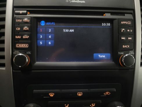 Used 2015 Nissan Xterra PRO-4X image 25