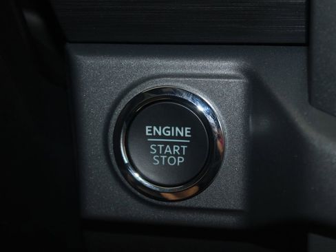 New 2025 Ford F150 XLT w/ Equipment Group 303A High image 40