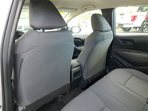 Used 2022 Toyota Corolla LE image 10